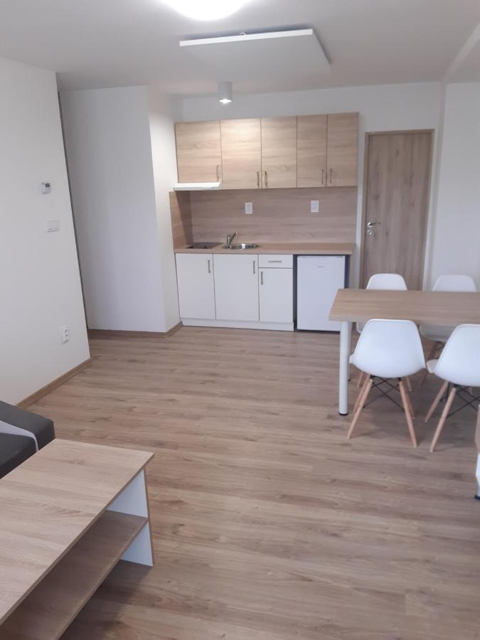 Hotel Felicia Kaluža Εξωτερικό φωτογραφία