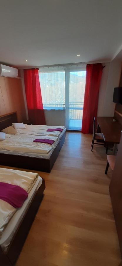 Hotel Felicia Kaluža Εξωτερικό φωτογραφία