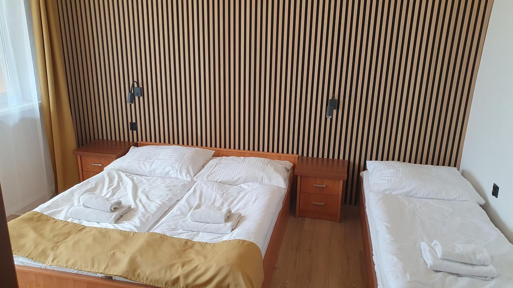 Hotel Felicia Kaluža Εξωτερικό φωτογραφία
